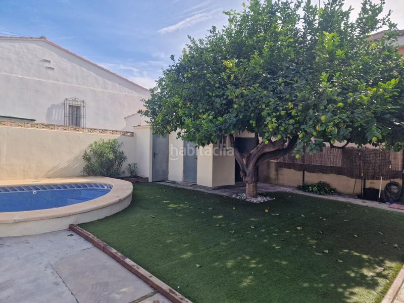 Foto e6e41f38-a769-4a7a-9af2-9b06097c93ff. Chalet con parcheggio in Montesol Eliana (l´)