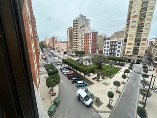 Appartement  Santo tomás. Piso en venta en avda. rey don jaime, 4 dormitorios.