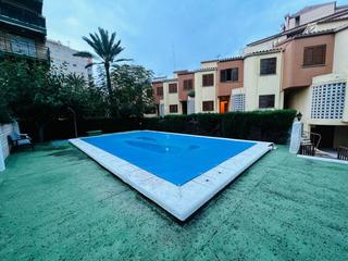 Maison jumelée  Almenara. Adosado en venta en eurosol, 4 dormitorios.