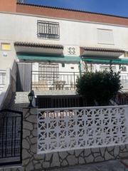 Maison à Playa Morros de Gos. Casa en venta en playa morro de gos, 3 dormitorios.