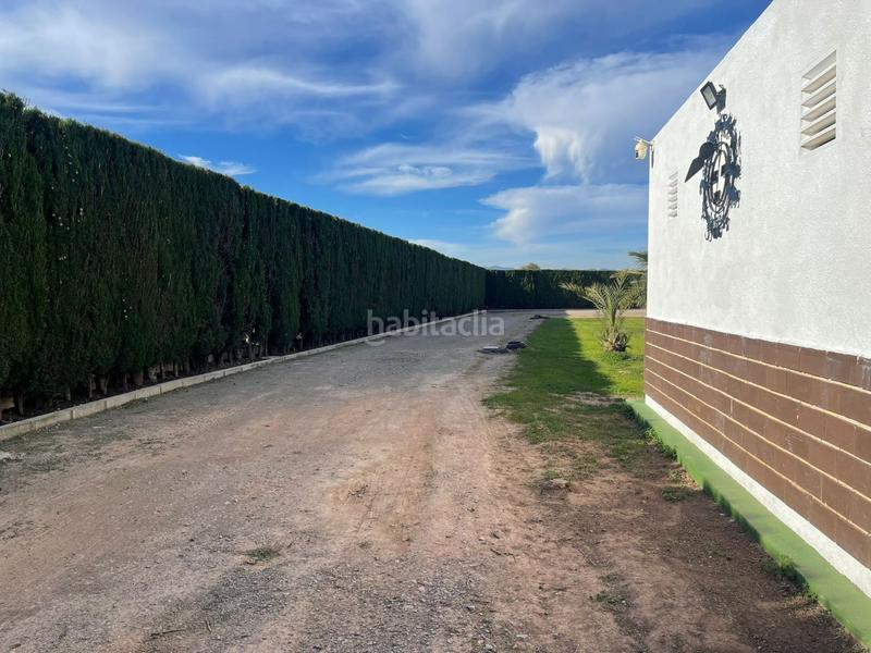 Foto 02755608-aab2-44e7-a468-2e7097c6f314. Chalet avec parking dans Centro Burriana