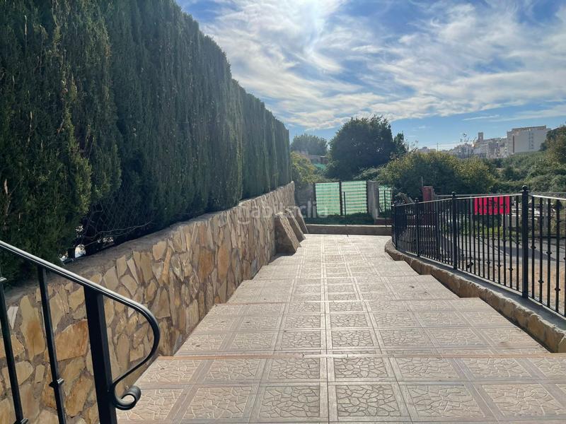 Foto 07ac93db-bacd-44d7-a09f-b6032feae226. Chalet avec parking dans Centro Burriana