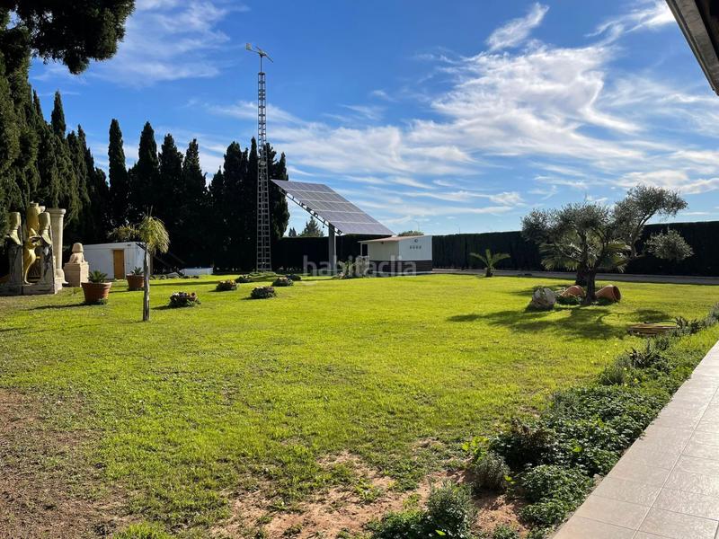 Foto 2fab04c6-9d4e-432f-b849-e0d8922d7379. Chalet avec parking dans Centro Burriana