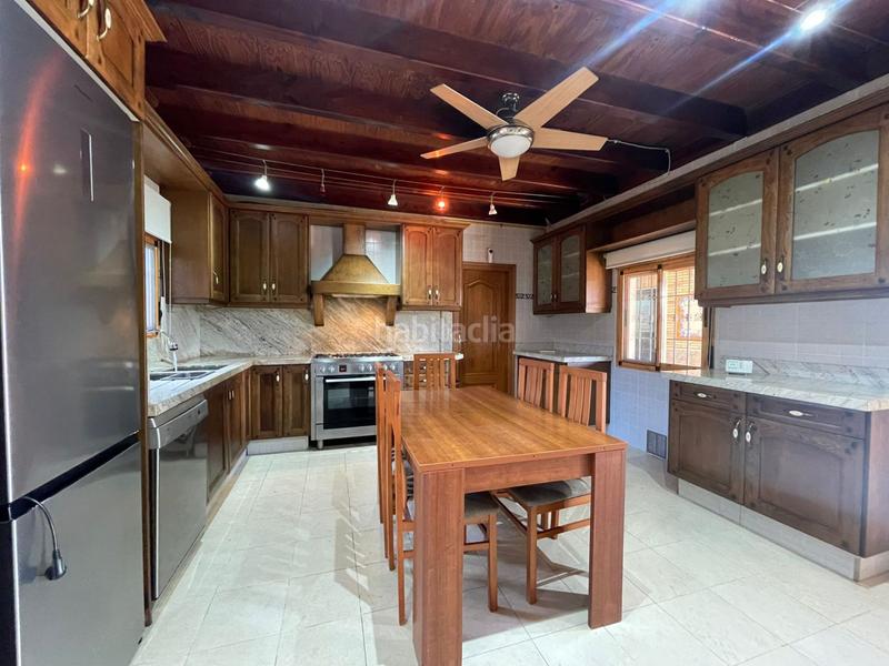 Foto 4a7063a2-8238-486e-92db-5210a3b96e33. Chalet avec parking dans Centro Burriana