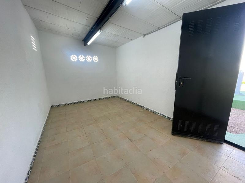 Foto c7bb409e-3c00-433c-94b9-6681321f8d36. Chalet avec parking dans Centro Burriana