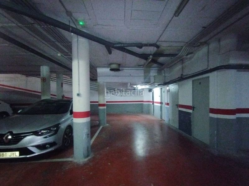 Foto 0d319df6-f5a5-43df-a988-cfc026341acd. Aparcament cotxe a Casco Urbano Vinaròs