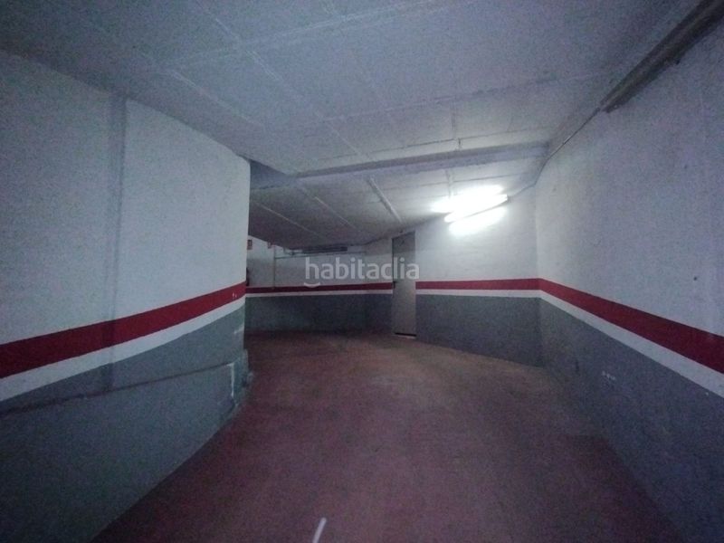 Foto 99ca97b9-4b5e-428f-8ae4-3787d7caf678. Aparcament cotxe a Casco Urbano Vinaròs