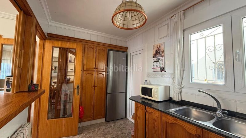 Foto 0a759510-2255-4ede-a584-754cacd59943. Casa adossada amb aparcament a Casco Urbano Vinaròs