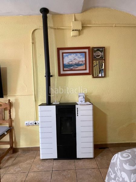 Foto f80843be-788b-4f71-a706-32423a9024b9. Casa amb aparcament a Cálig