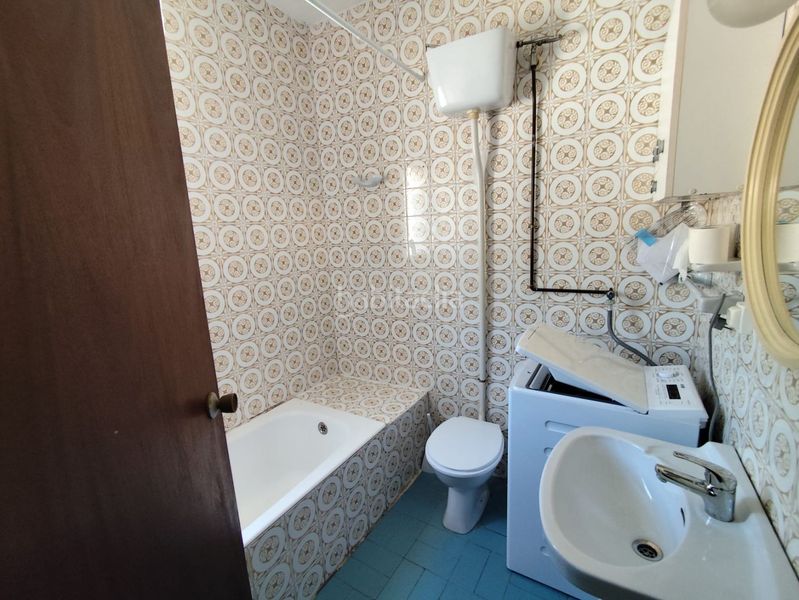 Foto b2d718ea-4073-4312-8856-d51a35dc4874. Edificio complejo hotelero en venta en ayodar, 3 dormitorios. en Ayódar