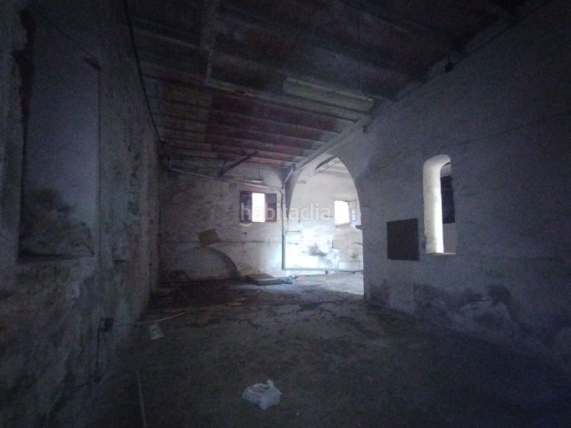 Foto 2a2d2c65-d2a2-4722-b4b7-c7a62ffabc1b. Edificio  para rehabilitar en venta . en Rossell