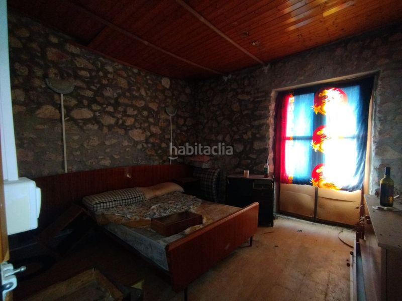 Foto 3dd368f0-be7f-4258-bcfb-2e7a250f7ef6. Edificio  para rehabilitar en venta . en Rossell