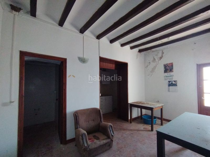 Foto 5ad963ff-d7b8-4e01-888d-4b8e3c6a67b4. Edificio  para rehabilitar en venta . en Rossell