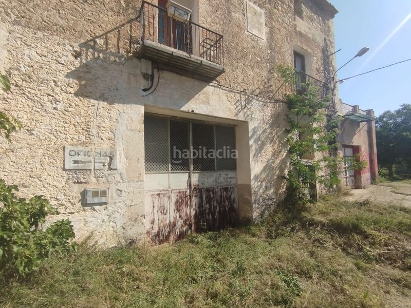 Foto 6872b6f5-52cf-4cf4-a9b6-e9d670157e91. Edificio  para rehabilitar en venta . en Rossell