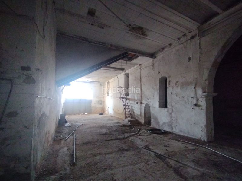 Foto ba9fa716-e6a3-4e37-8839-9ae2e4722305. Edificio  para rehabilitar en venta . en Rossell