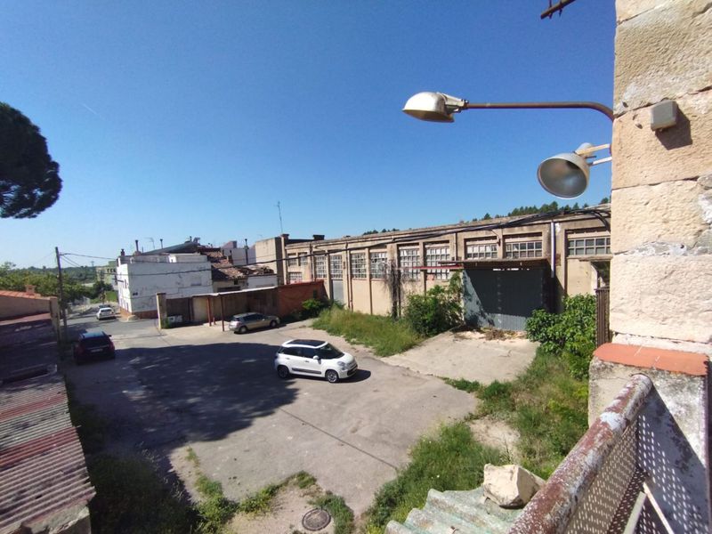 Foto e074a947-9453-4c77-9848-6cdc87d2eb55. Edificio  para rehabilitar en venta . en Rossell
