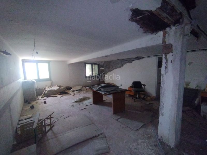 Foto e09f8fb0-8b9b-4c23-9e67-22bce6f49d88. Edificio  para rehabilitar en venta . en Rossell
