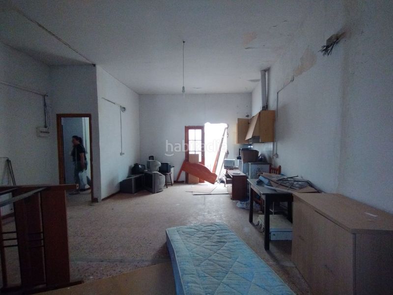 Foto fc141b59-a7f9-43f1-aae0-cabd6a1dce38. Edificio  para rehabilitar en venta . en Rossell