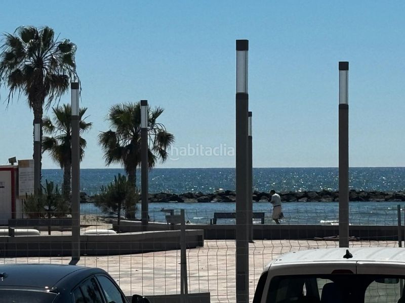 Foto f338f5df-f6a5-4a37-8b85-288a2d0f2db0. Apartament amb aparcament a Chilches