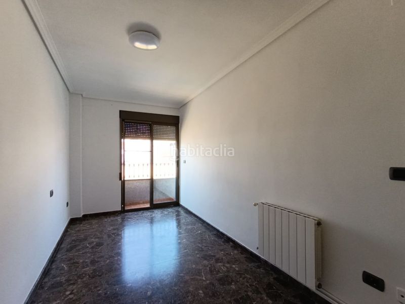 Foto 93839a23-77e0-4d00-a560-bb5b979973f0. Pis a Llombai Burriana