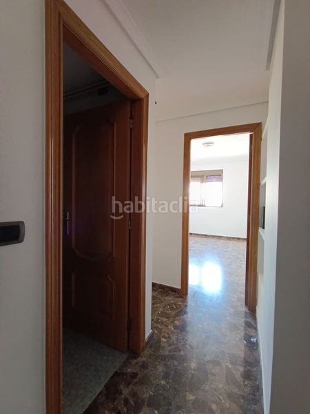 Foto c30b8a6d-eebe-4d24-b7e6-b9f308f4094e. Pis a Llombai Burriana