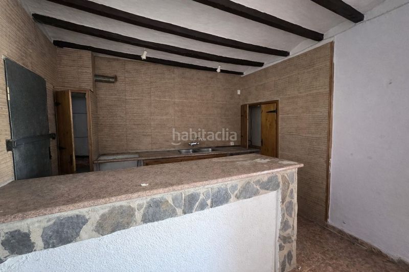 Foto d5340ca8-8fd3-41e4-b479-d7d64c41f346. Casa adossada a Alcora (l´)