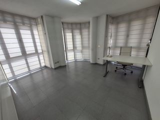 Miete Büro  San félix. Oficina en alquiler en centro, 3 dormitorios.