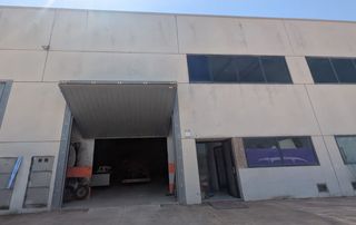 Fabrikhalle  Donacion. Nave industrial en venta en avda. hermanos bou, 1 dormitorio.