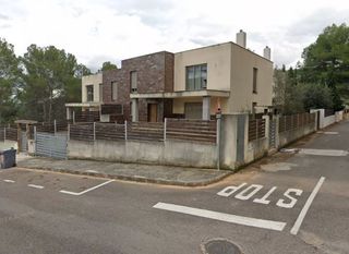 Reihenhaus  Puntual. Adosado en venta en piscinas, 4 dormitorios.