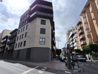 Flat in Mijares 107. Piso en venta en ronda mijares, 4 dormitorios.