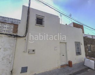Foto c28218ee-a5e3-474c-993a-c7a11a2b5df7. Casa  en venta en benicarlo, 2 dormitorios. en Benicarló