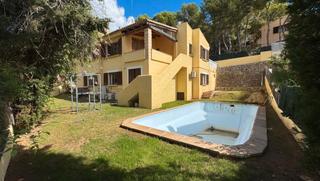 Xalet a Peguera. Chalet unifamiliar ubicado en costa lña calma