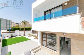 Chalet à Los Balcones-Los Altos. Torrevieja/chalet