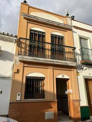 Casa a Centro Urbano. Casa de pueblo centrica