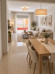 Appartement  Calle sant lluis. Espectacular vivienda de tres habitaciones y 2 baños