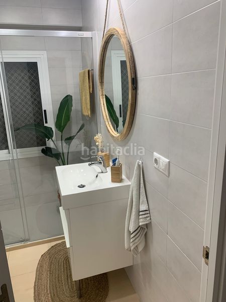 Foto 47f677da-16af-465f-a1f2-a89fd1c478e3. Apartament amb calefacció aparcament a Playa Poniente Benidorm