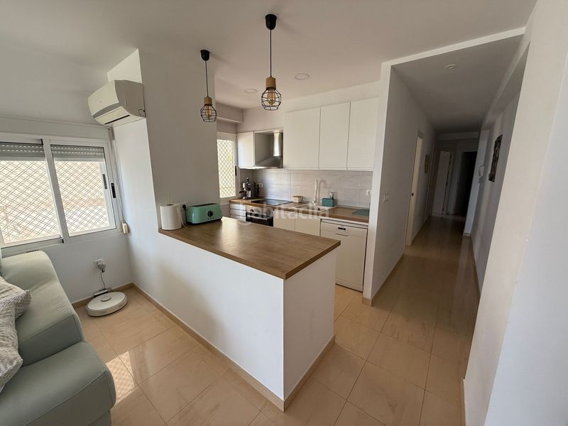 Foto cc193a35-7eb2-466a-b347-c7358fa74803. Apartament amb calefacció aparcament a Playa Poniente Benidorm