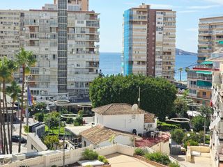 Flat  Avenida avenida emilio ortuño. Encantador piso al lado de la plaza triangular de benidorm