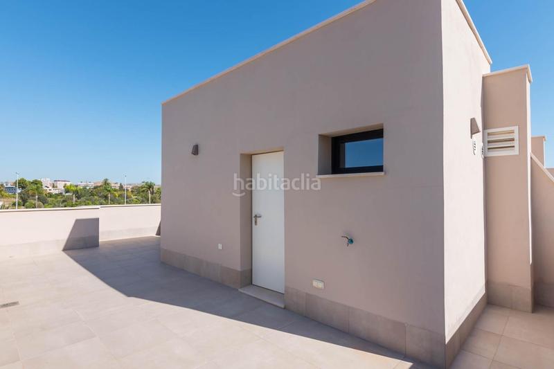 Foto 5d0a50c2-d431-4950-bb4d-00945f04b0fe. Dúplex confort, diseño y luz, todo en uno en Juan Carlos I Murcia