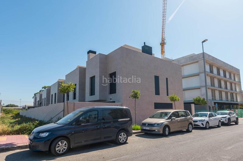 Foto fa7d497a-8610-47fd-9866-27ea81ebe33a. Dúplex confort, diseño y luz, todo en uno en Juan Carlos I Murcia