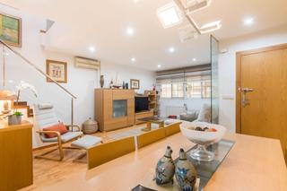 Casa adossada en Santa Maria de Gracia. La vivienda de tus sueos