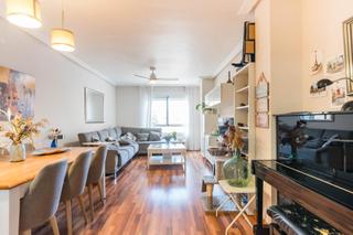 Appartamento en Centro. Un gran piso en una gran zona