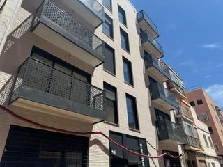 Apartament a El Carmen. Quieres independizarte?