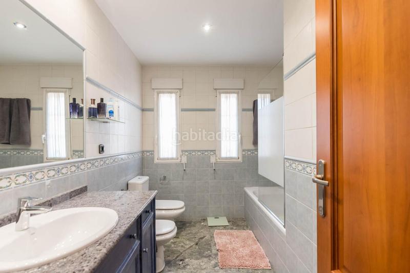 Foto 3e4bddf7-2f9f-4e4b-bd90-9072c0c9d1db. Casa vive a lo grande en El Puntal Murcia