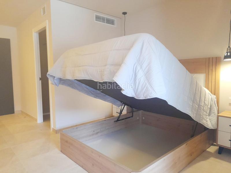 Foto 5bb587dd-520c-4635-91a8-21409b6a26dc. Rent studio with heating pool in Guadalupe Murcia