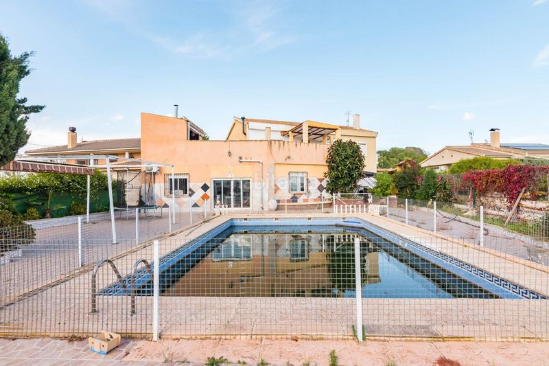 Foto 0c2864d1-cc46-4989-82c6-20deec544f24. Casa amb aparcament piscina a Abarán