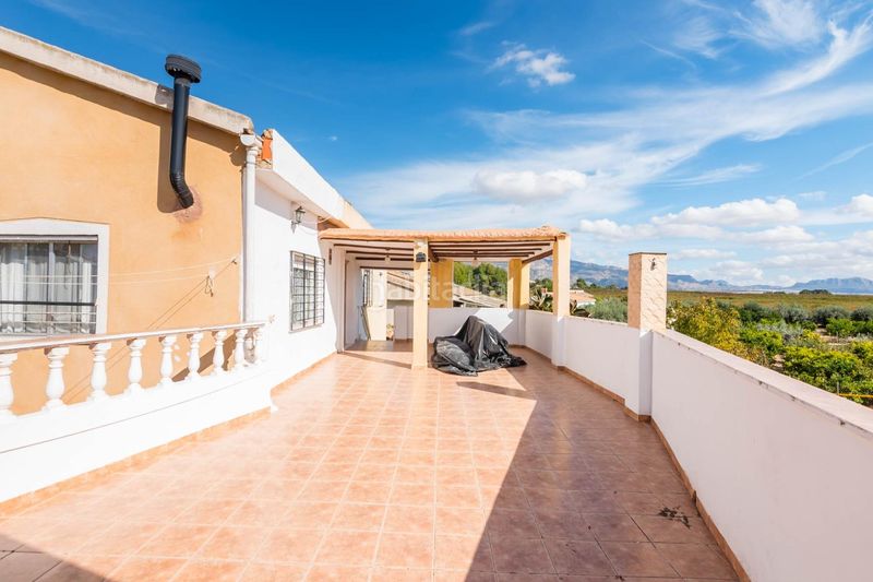 Foto 4d9bff24-9ee3-4dd8-b03f-5f61284bac57. Casa amb aparcament piscina a Abarán