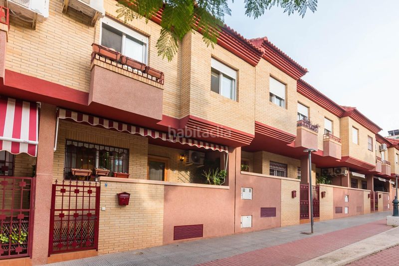 Foto 0e068aa0-dd27-45c8-8e98-51643ef82169. Casa adossada amb aparcament a El Palmar Murcia