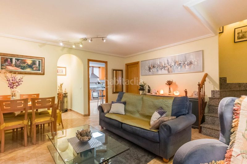 Foto f85f7333-94a0-4001-8779-a216f17ec2fd. Casa adossada amb aparcament a El Palmar Murcia