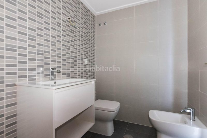 Foto a4096974-23d0-431a-ac0f-533843c8e24f. Pis amb aparcament a La Flota Murcia